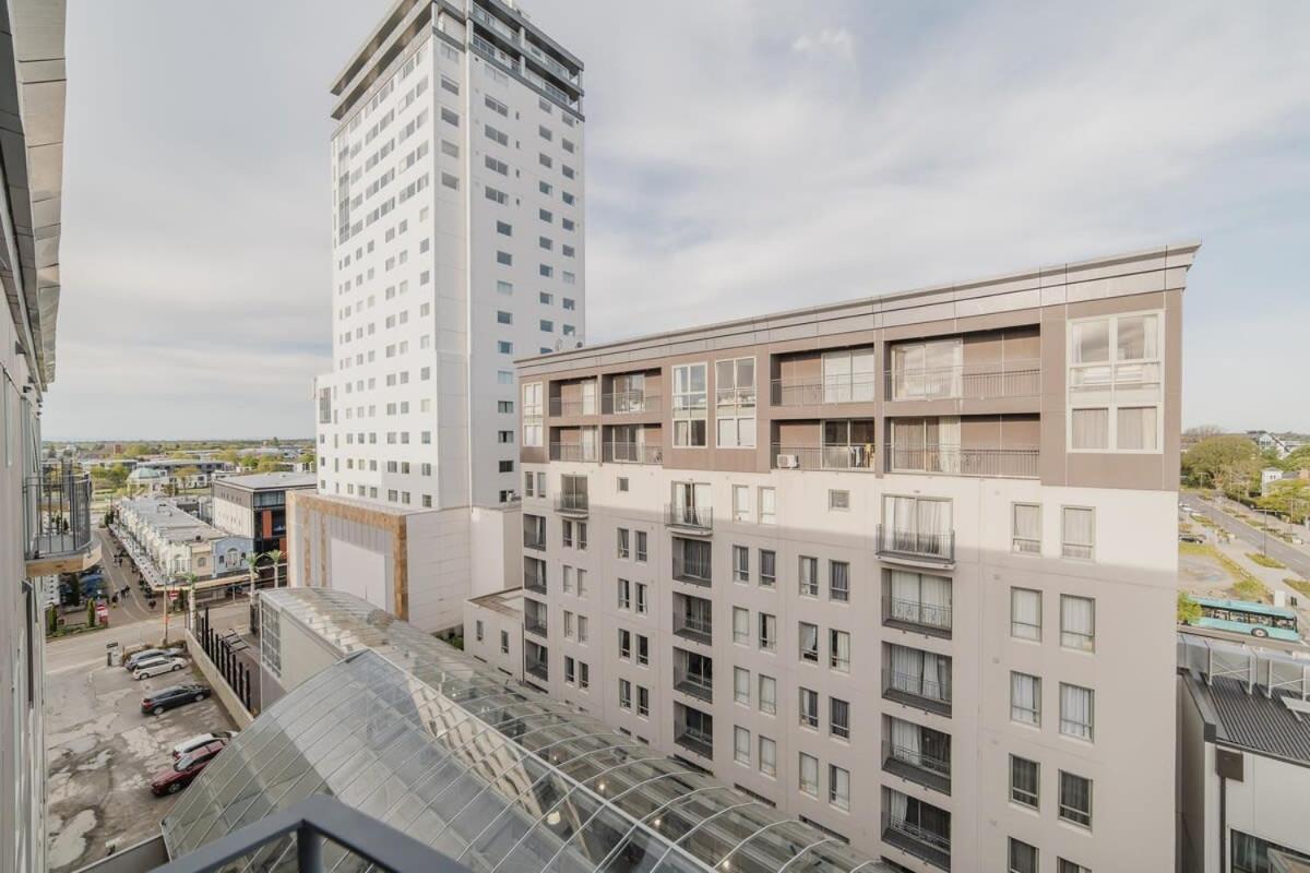 Penthouse Perfection - 2Br Elegance On Worcester St كريستتشيرش المظهر الخارجي الصورة
