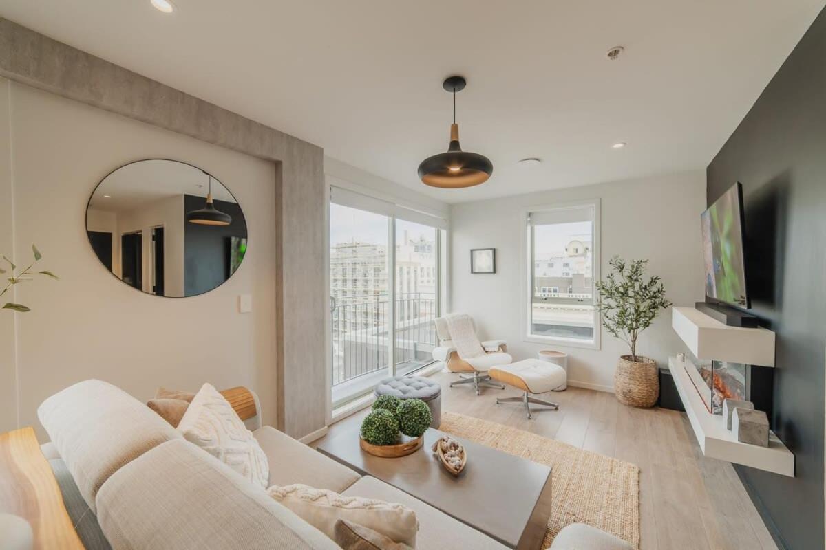Penthouse Perfection - 2Br Elegance On Worcester St كريستتشيرش المظهر الخارجي الصورة